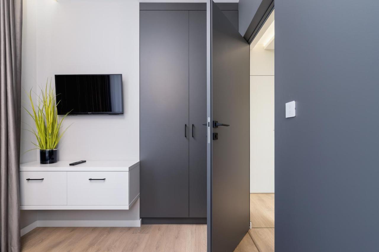 Apartment Mogilska By Renters Prestige