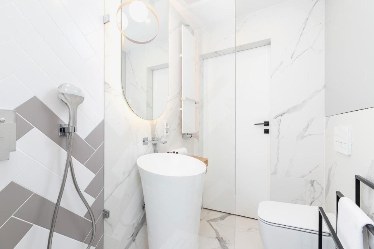 Apartment Mogilska By Renters Prestige