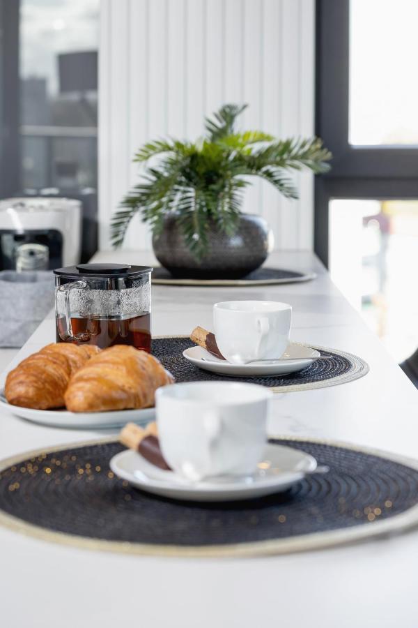 Apartment Mogilska By Renters Prestige *