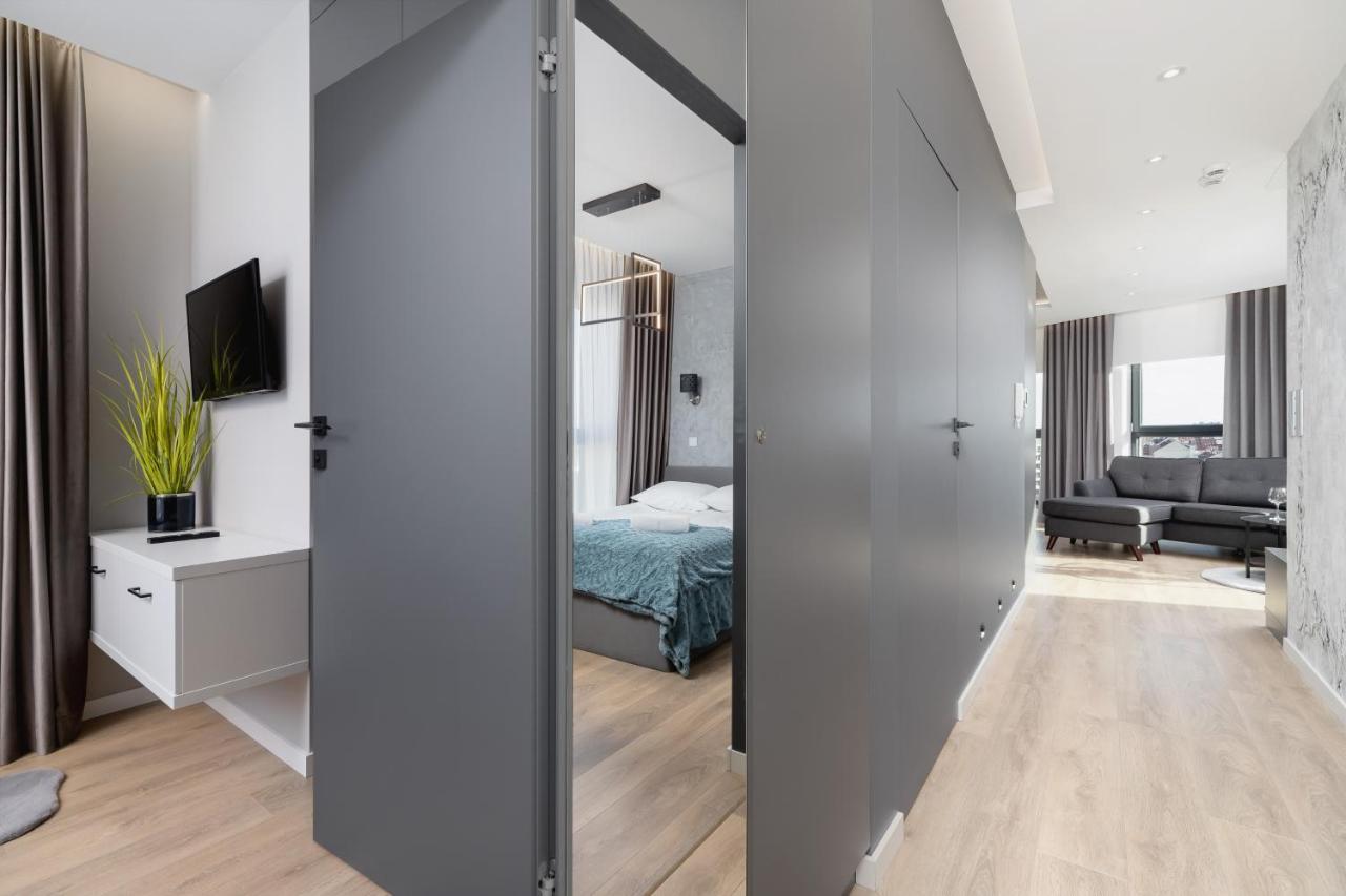 Mogilska By Renters Prestige Apartment *